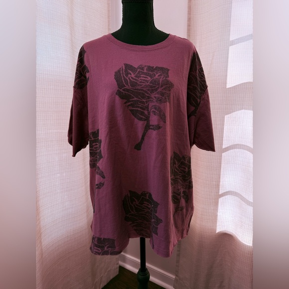 We The Free Tops - Free People / We The Free Painted Floral Tee Purple Combo Sz M NWOT Relaxed Boho